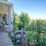 Greystone Manor Bed And Breakfast