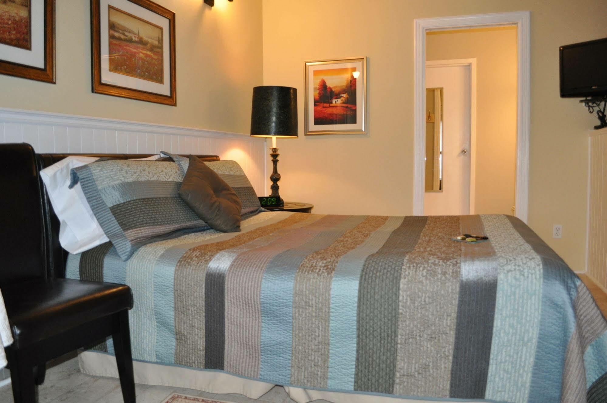 Greystone Manor Apartment